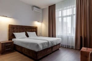 Апарт-отель Barasport city apartments. Апартаменты двухместный DeLuxe Bronze Style с барной стойкой 1