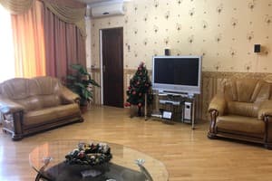 Отель Gusarskiy Hotel&Apartment. Люкс 4-местный  5