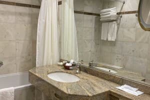 Национальный 23